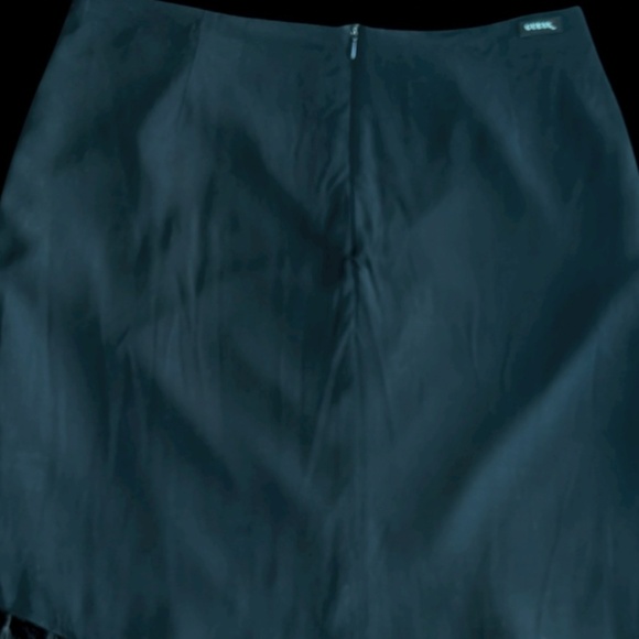 Guess Embroidered Fringe Asymmetrical Mini Skirt – Y2K Boho Chic (Size 28 / S) - Picture 6 of 9